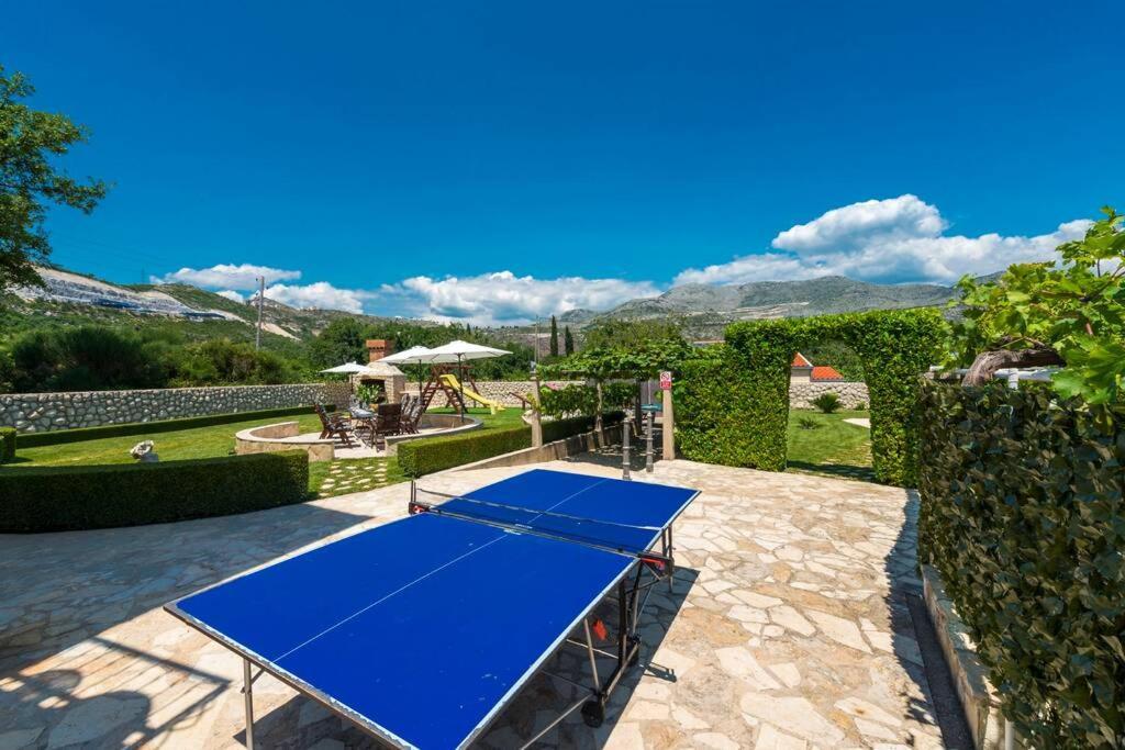 Vila Vergatum-Privacy,Gym,Billiards,Table Tennis Donji Brgat ภายนอก รูปภาพ