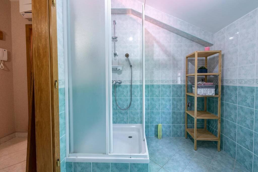 Vila Vergatum-Privacy,Gym,Billiards,Table Tennis Donji Brgat ภายนอก รูปภาพ